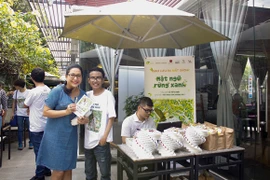 Lê Hữu Nam ra mắt "Mật ngữ rừng xanh" 