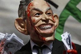 Cựu Thủ tướng Anh Tony Blair dính vào bê bối "nói dối" cả đất nước