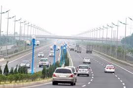 Từ hôm nay, ôtô được phép chạy tối đa 60km/h trong phố