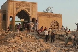 IS kiếm hàng trăm triệu USD nhờ bán đồ cổ trên eBay 