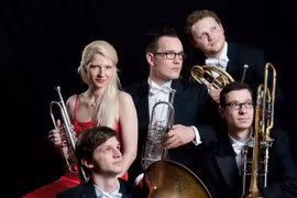 Trình diễn kèn sừng