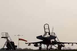 Anh “chào hàng” máy bay chiến đấu tại Trung Đông