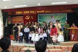 Tuổi trẻ Công an Thủ đô xung kích nhận nhiệm vụ và tình nguyện hướng về cộng đồng