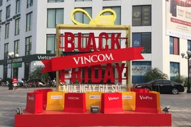 Đến Vincom trong Ngày Black Friday nhận số 6 vàng may mắn
