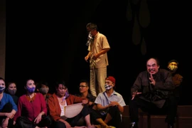 "Viết ngu ngơ, mất khách như chơi"