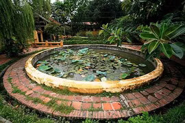 Không bảo tồn nguyên gốc một cách phiến diện