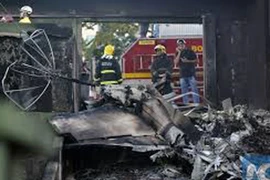 Brazil : Máy bay rơi trúng xe buýt làm 8 người chết