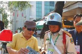 Trong vòng tay khít chặt của dòng Mekong 