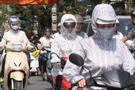 Đang nắng nóng 37 độ miền Bắc đón gió mùa mát mẻ