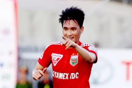 NÓNG: BTC V-League xác nhận Công Vinh “nhận vơ” bàn thắng kỷ lục