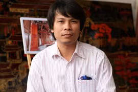 Cái tài của người làm "sống lại" nhà gỗ truyền thống