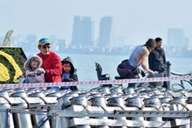 Cận cảnh trận địa pháo hoa trước giờ khai hỏa