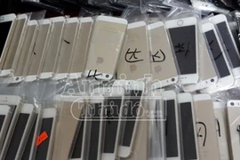 Bắt giữ lô hàng iPhone 5S, Note III nhập lậu trị giá 800 triệu đồng