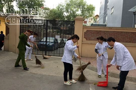 Chung tay giữ gìn môi trường Thủ đô xanh - sạch - đẹp qua những việc làm cụ thể, thiết thực