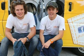 Giặt quần áo cho người vô gia cư