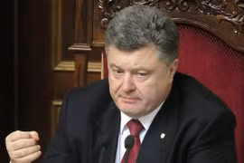 Poroshenko tuyên bố phải hủy bỏ kết quả bầu cử hôm 2-11 tại Donbas 