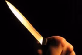 Vợ chém chồng vì không chịu rửa tay sau khi đi vệ sinh