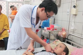 Kỳ tích cứu sống trẻ bị ổ áp xe lớn trong não