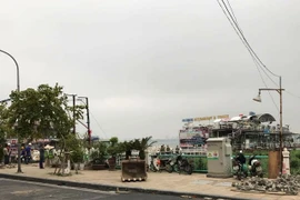 Hà Nội: Đang cưỡng chế di dời du thuyền, nhà nổi Hồ Tây