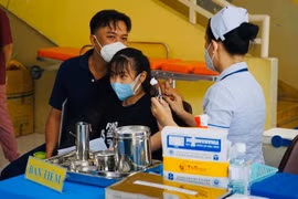 Trì hoãn tiêm vaccine khiến dịch Covid-19 có thể tái bùng phát 