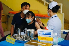 Trì hoãn tiêm vaccine khiến dịch Covid-19 có thể tái bùng phát 