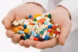 Nguy hại sức khỏe khi dùng kháng sinh không đúng cách 