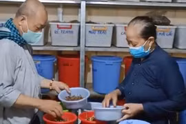 Quên đi bệnh tật để hết mình với công tác xã hội từ thiện