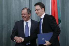 Liên minh châu Âu bất đồng trong “cuộc chiến không tiếng súng” với Nga 