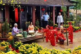 Tết cổ truyền trong một gia đình có 4 Tiến sĩ