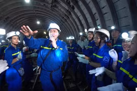 Giọng ca opera Phúc Tiệp: Vào sâu trong lòng đất để hóa thân đời thực nhất cùng người thợ lò 