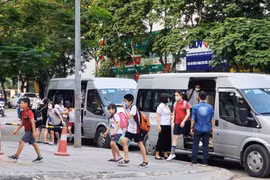 Hà Nội kiểm tra, rà soát các trường học sử dụng xe hợp đồng đưa đón học sinh 