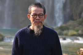 Nhà văn Đỗ Phấn: Kể chuyện Hà Nội cả đời chưa vơi