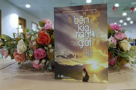 "Bên kia ranh giới"
