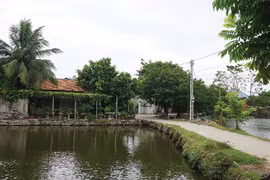 Lạ lùng ngôi làng có hơn 100 "họa sỹ nông dân"