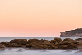 Nữ sinh viên Trung Quốc đuối nước trong lúc chụp ảnh