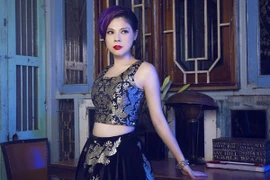 “Búp bê” Thanh Thảo khoe vẻ đẹp mặn mà