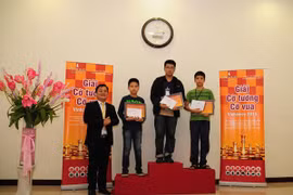 Hàng trăm kỳ thủ tranh tài sôi nổi tại "Giải Cờ tướng - Cờ vua Vinhomes 2015"