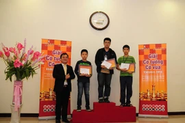 Hàng trăm kỳ thủ tranh tài sôi nổi tại "Giải Cờ tướng - Cờ vua Vinhomes 2015"