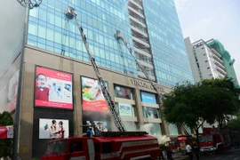 Diễn tập chữa cháy và cứu nạn - cứu hộ quy mô lớn tại Vincom Center Đồng Khởi