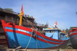 Tàu cá trị giá gần 8 tỷ đồng tại Nghệ An chuẩn bị vươn khơi