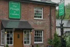 Sự cố hi hữu của thủ tướng Anh