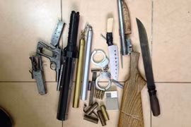 Sử dụng vũ khí "nóng" giải quyết ân oán giữa ngã ba phố cổ