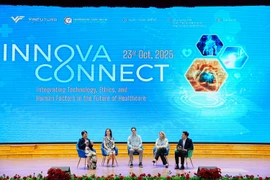 InnovaConnect, InnovaTalk - Cầu nối xóa nhòa biên giới khoa học Việt Nam và thế giới
