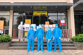 Ấm tình hàng xóm giữa đô thị hiện đại