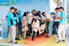 262km cho một lần sạc, sạc pin linh hoạt: VinFast Evo Grand vượt xe xăng cả về tầm xa lẫn tiện ích