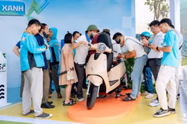 262km cho một lần sạc, sạc pin linh hoạt: VinFast Evo Grand vượt xe xăng cả về tầm xa lẫn tiện ích