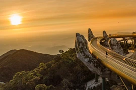 Cây cầu du lịch biểu tượng hàng đầu thế giới – “đại sứ mới” của du lịch Đà Nẵng