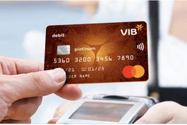 Cách VIB bảo vệ toàn diện cho chủ thẻ quốc tế phát hành nhanh