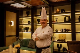 Đầu bếp sao Michelin - Junichi Yoshida: ‘Không có khuôn mẫu nào được đặt ra khi nấu các món ăn Teppanyaki’