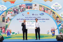 Vinamilk và Quỹ sữa Vươn cao Việt Nam khởi động hành trình năm thứ 16 tại Quảng Ninh